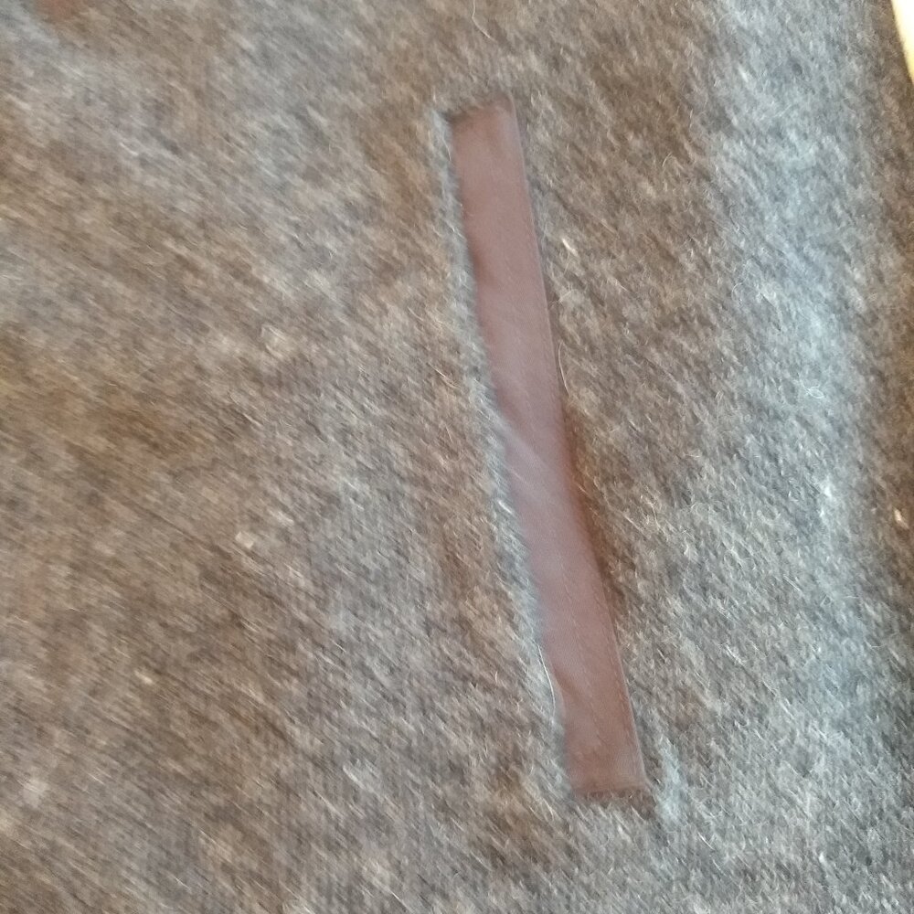 NWOT Alfani Knitted Jacket with a zipper and Removable Lining. - Picture 4 of 6